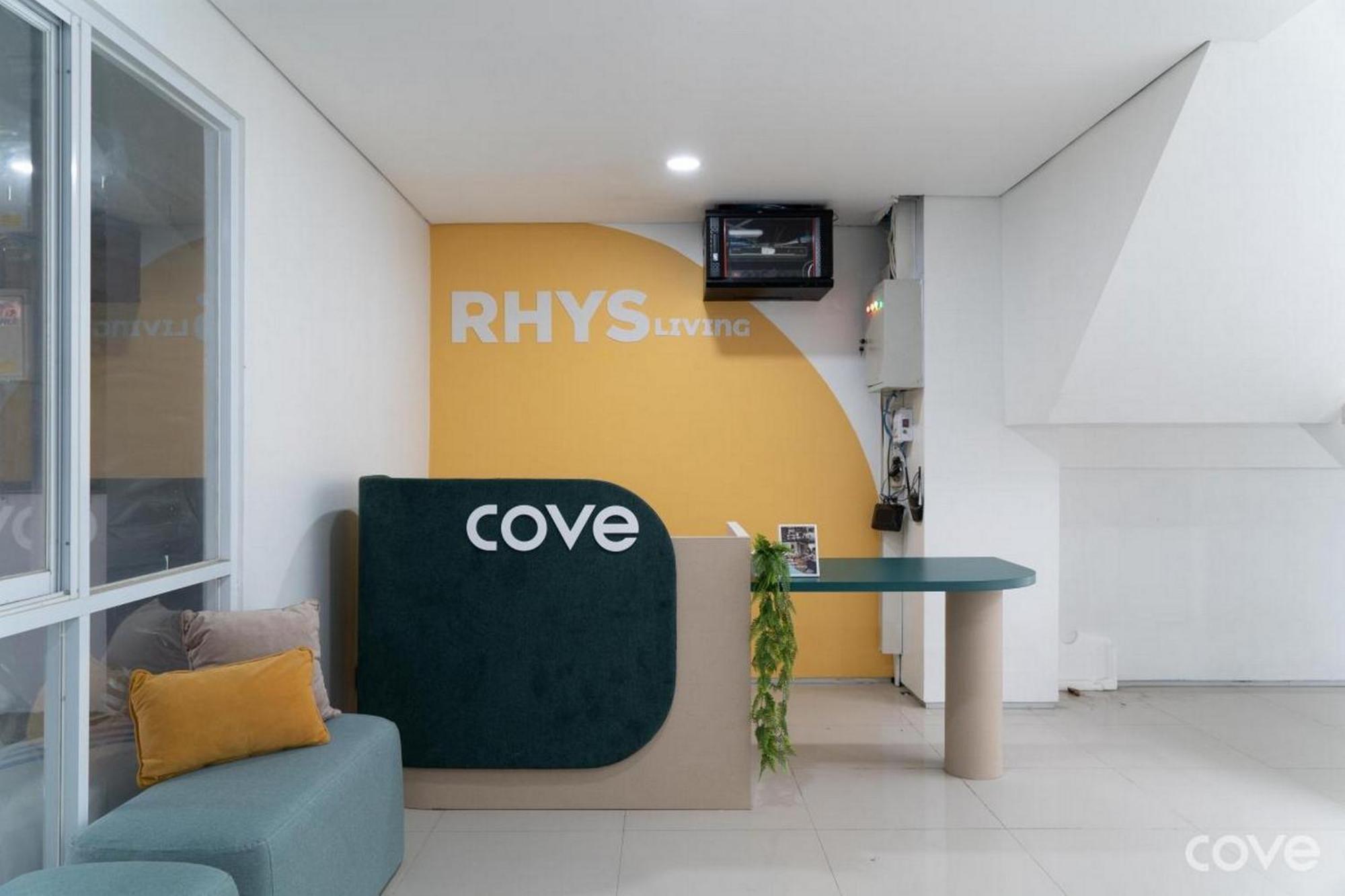 Cove Rhys Living Jakarta